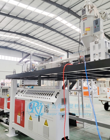 EVA高分子床墊坐墊生產(chǎn)線(xiàn)