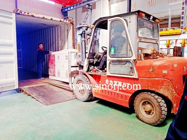 開啟貨柜連發(fā)模式，墻板生產(chǎn)線、格柵板生產(chǎn)線、線條生產(chǎn)線發(fā)貨中